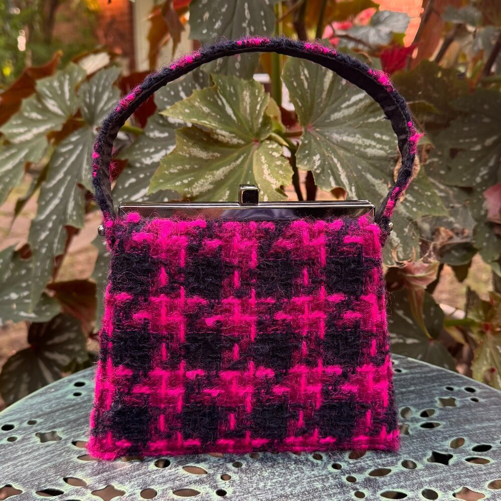 Moo Roo Charleston Signed 2006 Vintage Pink Black Houndstooth Handbag